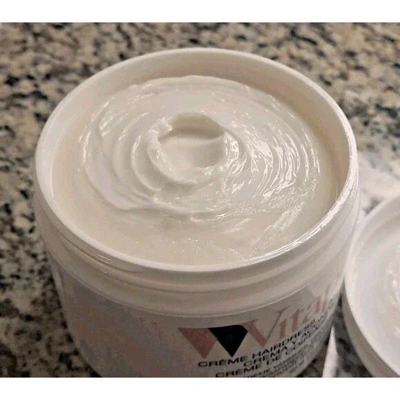 Vitapointe Creme Hairdress and Conditioner 8 oz Strengthens Hair - Picture 5 of 11